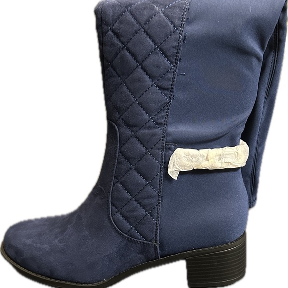 ARGO Shoes - ARGO Quilted Nice Blue Faux Suede boots. Size 10 NWOT